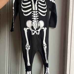 12/18M Spirit Black and White Skeleton Kids Footie
